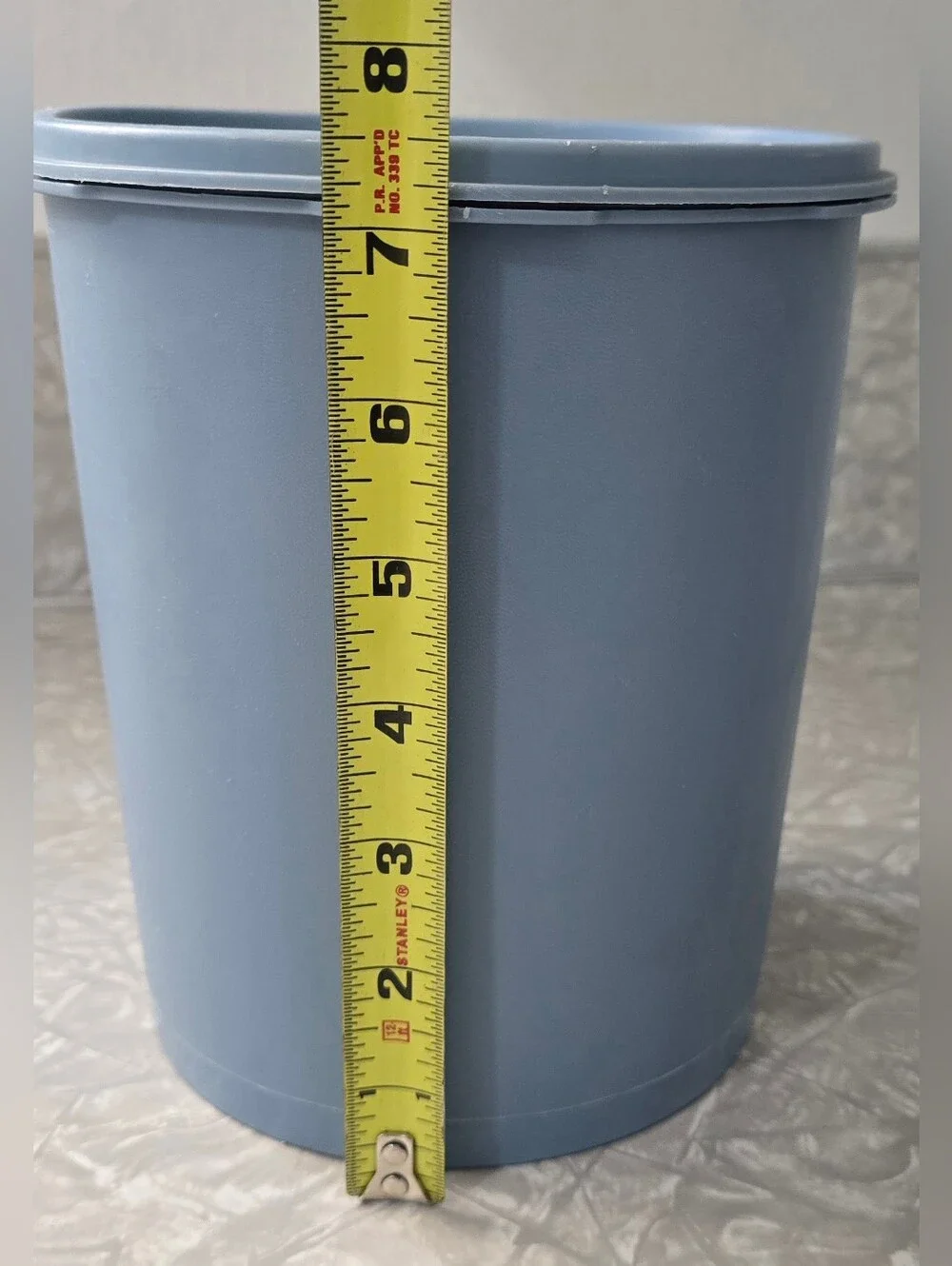Tupperware Servalier Country Blue Nesting Canisters. Set includes 3 canisters.